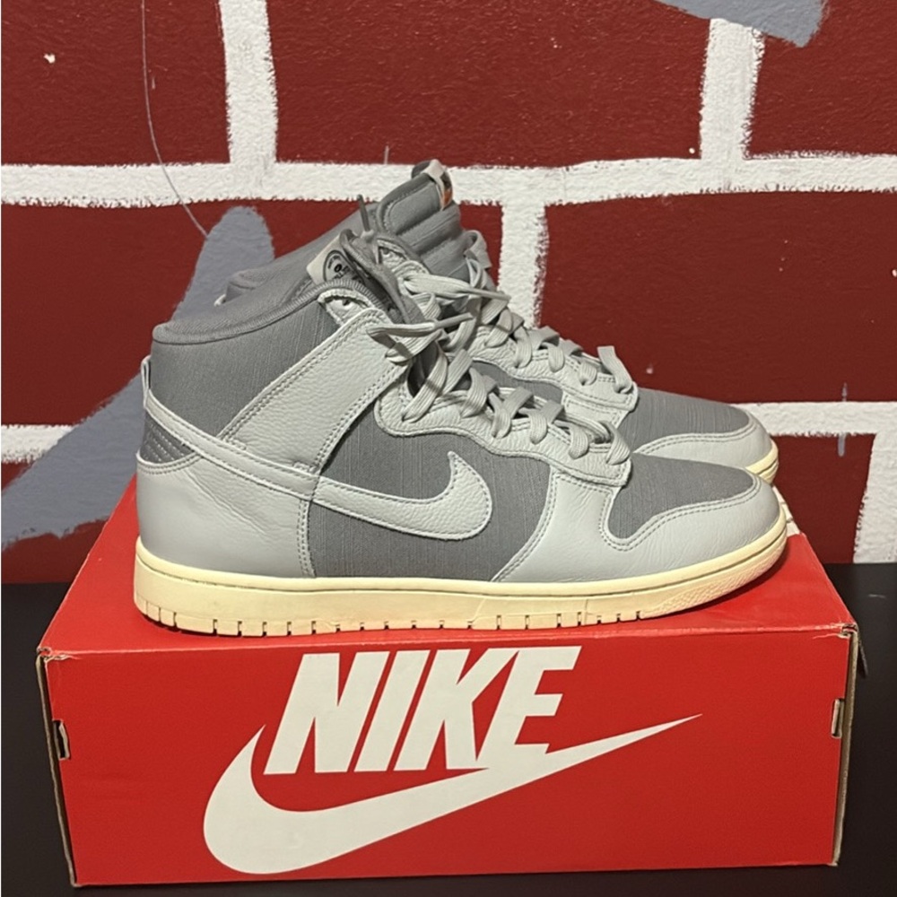 Nike Gray and Cream High-Top Sneakers - Picture 2 of 4
